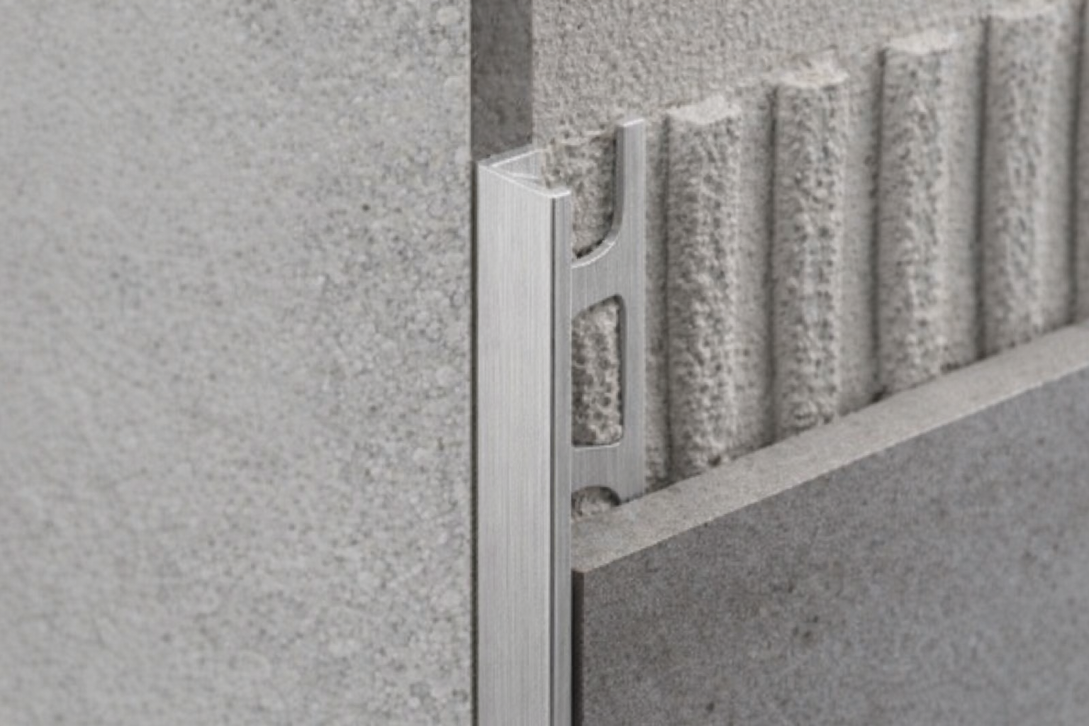 L Brushed Silver Aliuminis ŠVEISTAS SILVER, L forma, H 12.5 mm, L2700 mm - Image 1